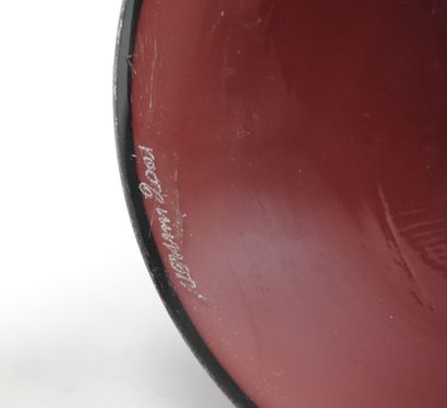 Important vase balustre en verre teinté mauve....