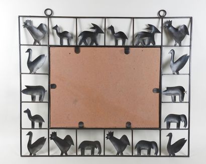 Miroir rectangulaire en fer forgé à décor...