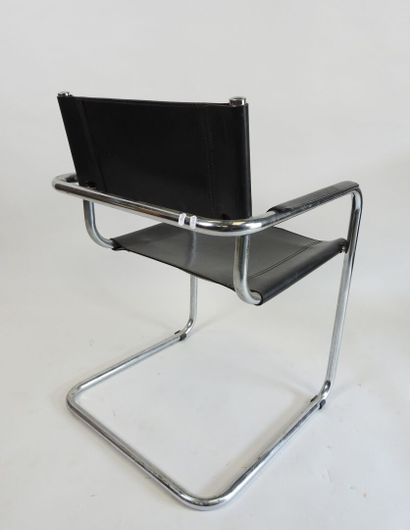 Marcel BREUER (1902-1981), dans le goût de.
Fauteuil...