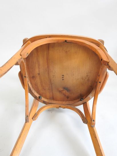 BAUMANN, XXe.
Fauteuil en bois courbé, le...