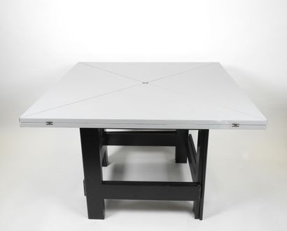 Table à plateau carré portefeuille en stratifié...