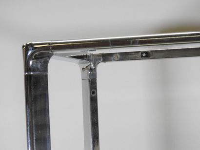 Étagère rectangulaire en métal chromé à quatre...