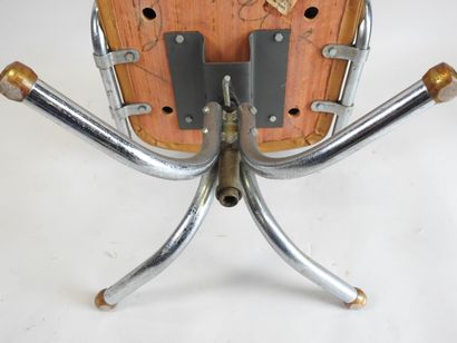 Fauteuil de bureau pivotant en métal courbé...