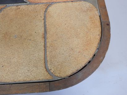 Roger CAPRON (1922-2006).
Table basse rectangulaire...
