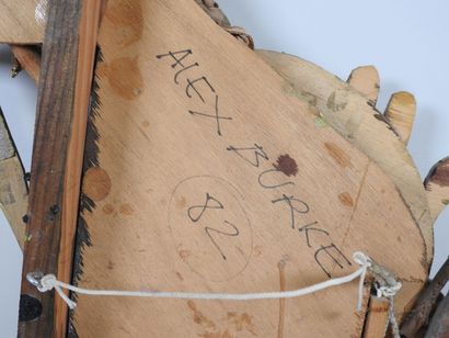 Alex BURKE (1944).
Composition en bois polychrome.
Signée...