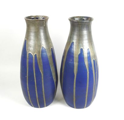 Léon POINTU (1879-1942).
Paire de vases signés...