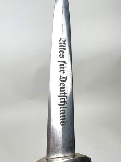Germany, 2nd World War.
SA model 1933 dagger.
Slightly...