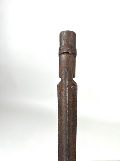 France, Restoration (1814-1830).
Socket bayonet...