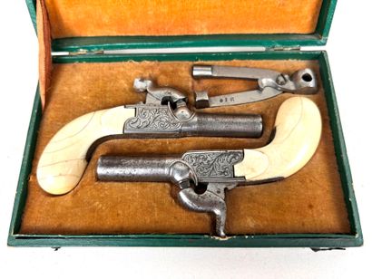 Belgium, circa 1840.
Fine pair of Liège-made...