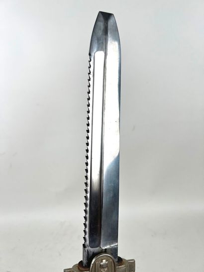 au modèle 
Germany, 2nd GM.
DRK troop rifle...
