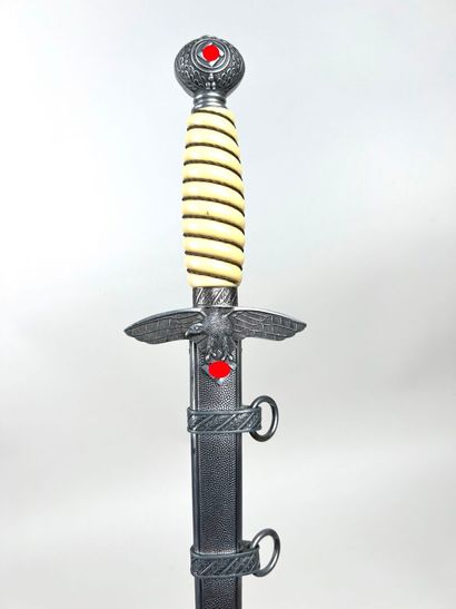 Germany, 2nd GM.
LW model 37 dagger.
Aluminum...