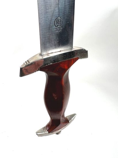 Germany, 2nd World War.
SA model 1933 dagger.
Slightly...