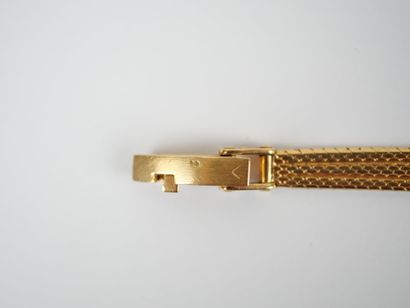ZENITH. 
Montre de dame, le boîtier circulaire...