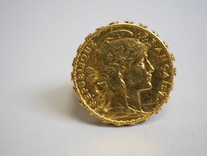 Gold ring 20 frs au Coq TDD 54.
C 9,89 g...