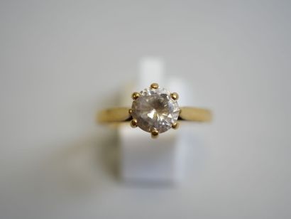 White** stone gold ring TDD 52.
C 2.65 g...