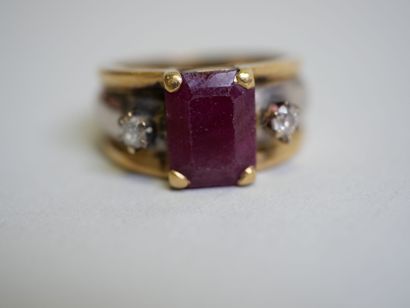 Rectangular red stone** gold ring with 2...