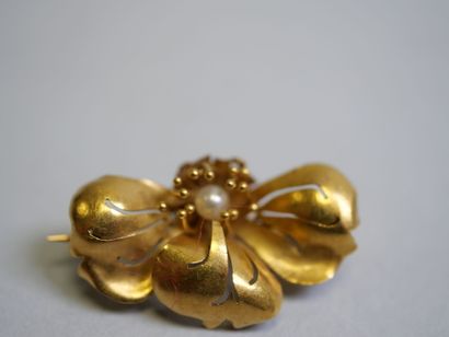 2 gold diamond and pearl brooches*.
C 5.91...