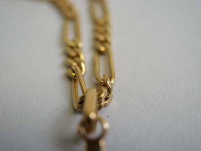 Gold lot: 
45 cm alternating mesh necklace,...