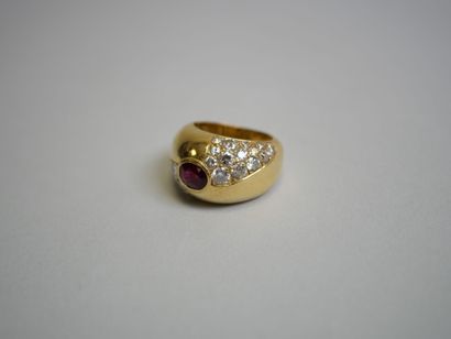 Red oval stone** gold and diamond ring TDD...