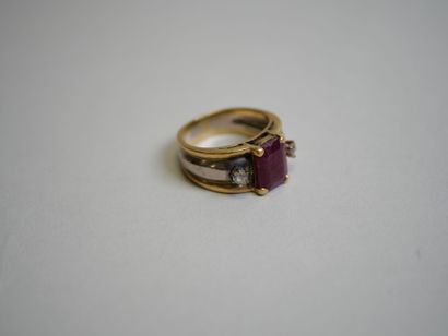 Rectangular red stone** gold ring with 2...