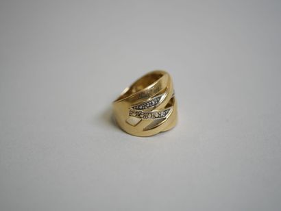 Gold ring TDD 53.
AC 5 g.