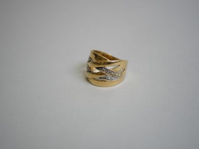 Gold ring TDD 53.
AC 5 g.