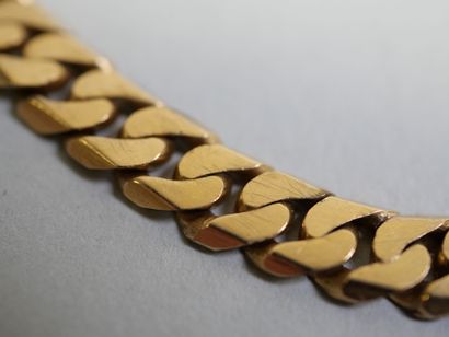 Gold necklace, drop 42 cm.
AC 20.52 g.