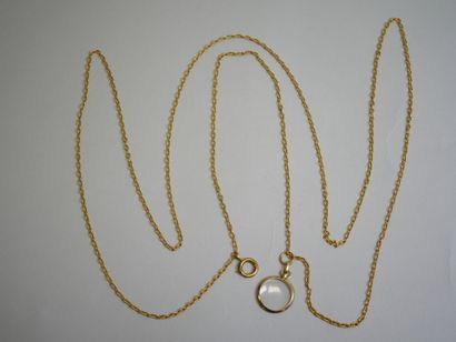 Vest chain with charm.
C 14.13 g. 
(miss...