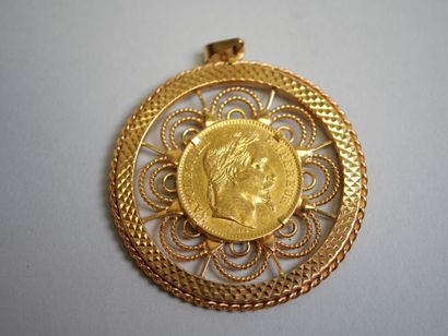 Gold pendant coin 20 frs 1868.
C 15.89 g...