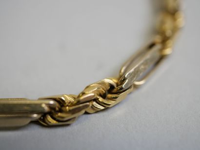 Curb 2 gold 18 cm.
C 14.28 g.