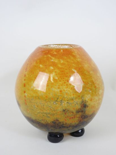MULLER Frères à Lunéville.
Vase boule en...