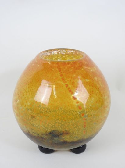 MULLER Frères à Lunéville.
Vase boule en...