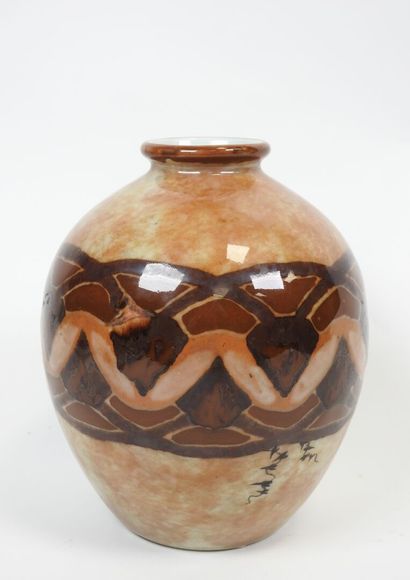Camille THARAUD (1878-1956) à LIMOGES.
Vase...