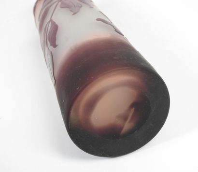 Émile GALLÉ (1846-1904).
Vase rouleau en...