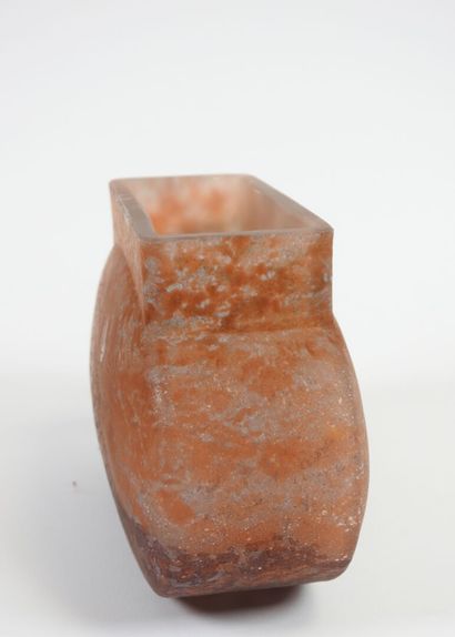 DAUM NANCY.
Vase ovoïde à col rectangulaire...