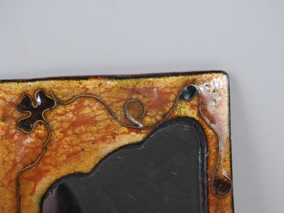 Petit miroir rectangulaire en cuivre émaillé...
