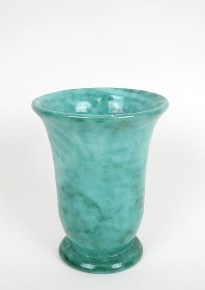 Louis BAUDE (1891-1970) à MONTIGNY-SUR-LOING.
Vase...