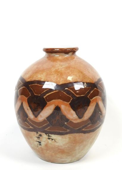 Camille THARAUD (1878-1956) à LIMOGES.
Vase...