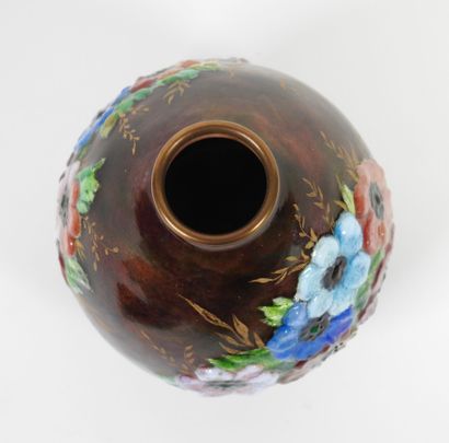 Camille FAURE (1874-1956) à LIMOGES.
Vase...