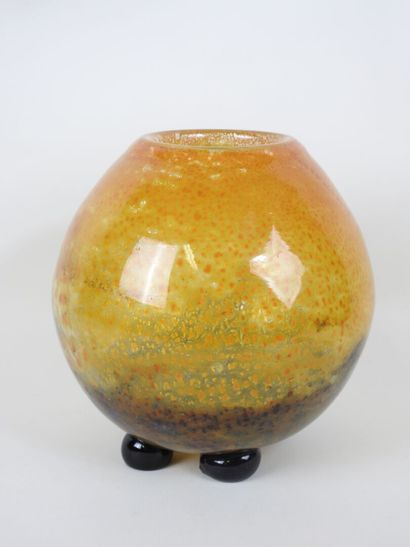 MULLER Frères à Lunéville.
Vase boule en...
