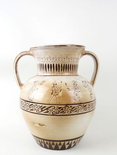 LE PALISSY à VALLAURIS.
Vase à deux anses...