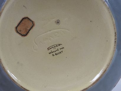 R. BLUET pour SAMARA.
Vase en céramique émaillée...