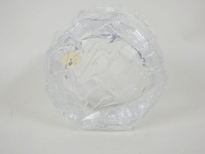 DAUM France.
Pot circulaire en cristal modèle...