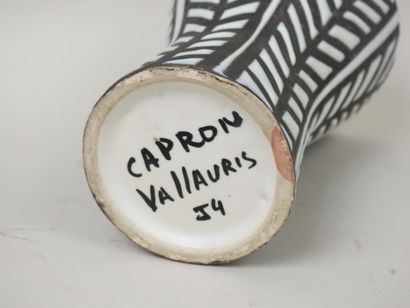 Roger CAPRON (1922-2006) à VALLAURIS.
Vase...