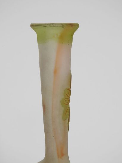 Émile GALLÉ (1846-1904).
Vase soliflore à...
