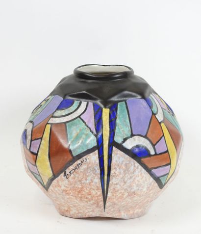 Antoine DUBOIS (1869-1949).
Vase en faïence...