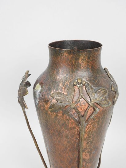 WMF (WÜRTTEMBERGISCHE METALLWARENFABRIK).
Vase...
