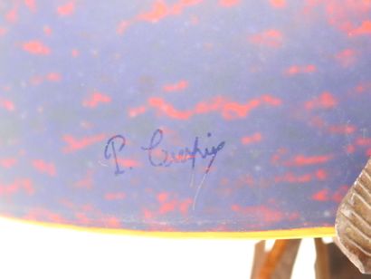 P. CRESPIN (XXe).
Lampe, le pied en fer forgé...