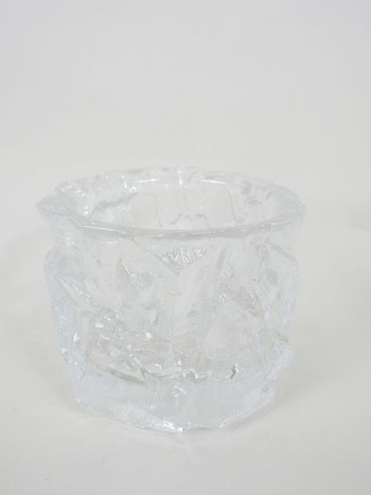 DAUM France.
Pot circulaire en cristal modèle...