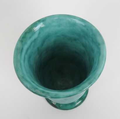 Louis BAUDE (1891-1970) à MONTIGNY-SUR-LOING.
Vase...